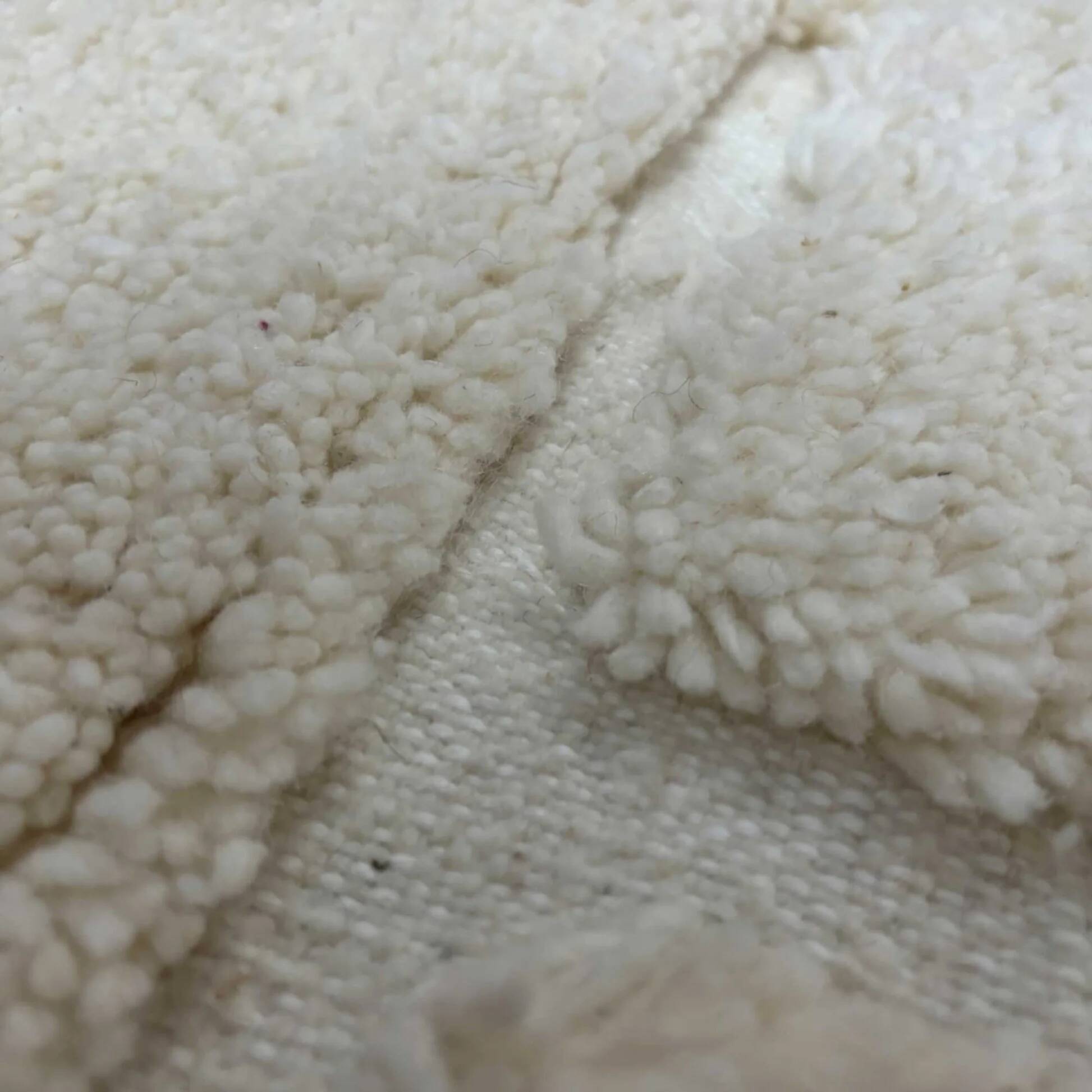 Ecru Beni Ouarain Berber Rug