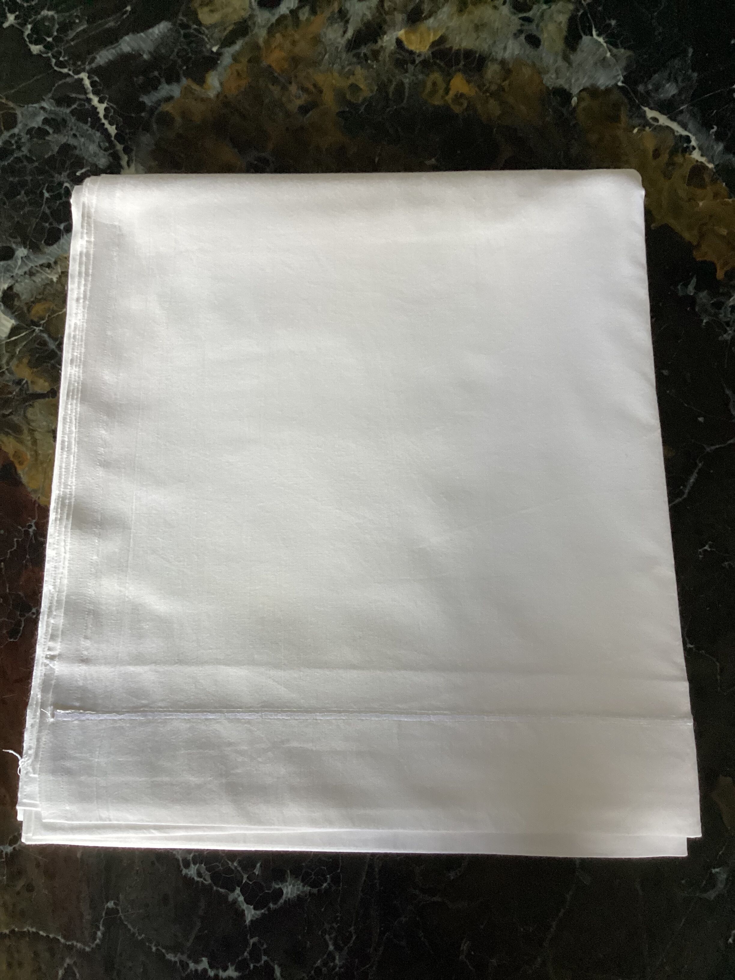 Sheet 100% cotton made in Egypt
