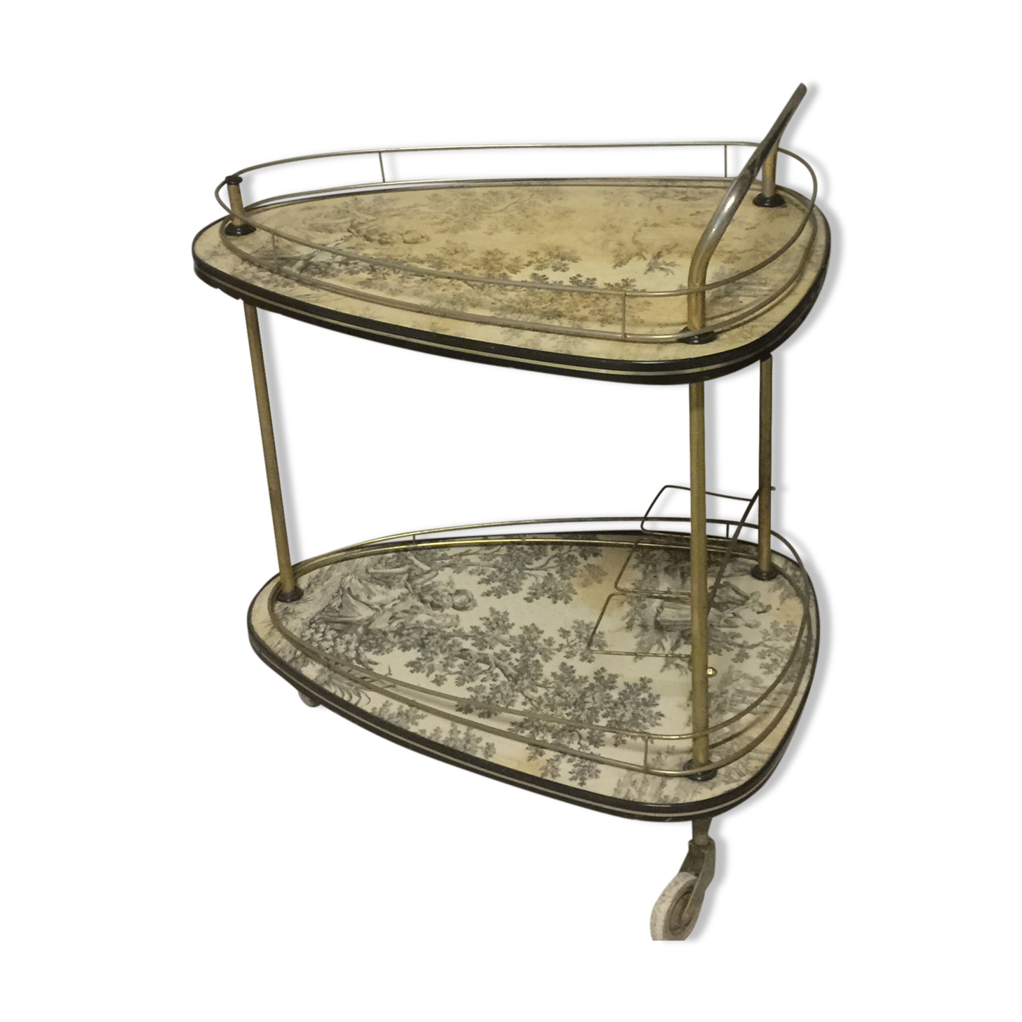Serving double tray on wheels