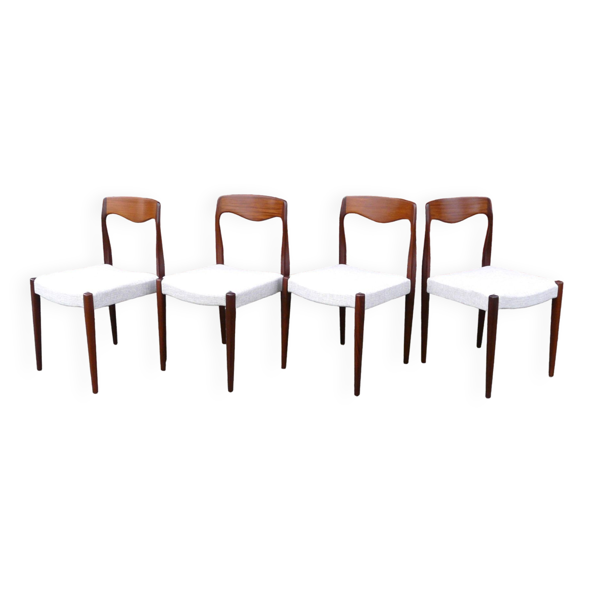 Set of 4 vintage Scandinavian chairs
