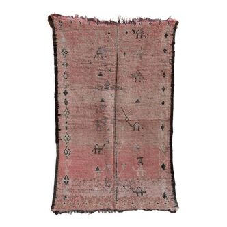 Tapis vintage rose noir