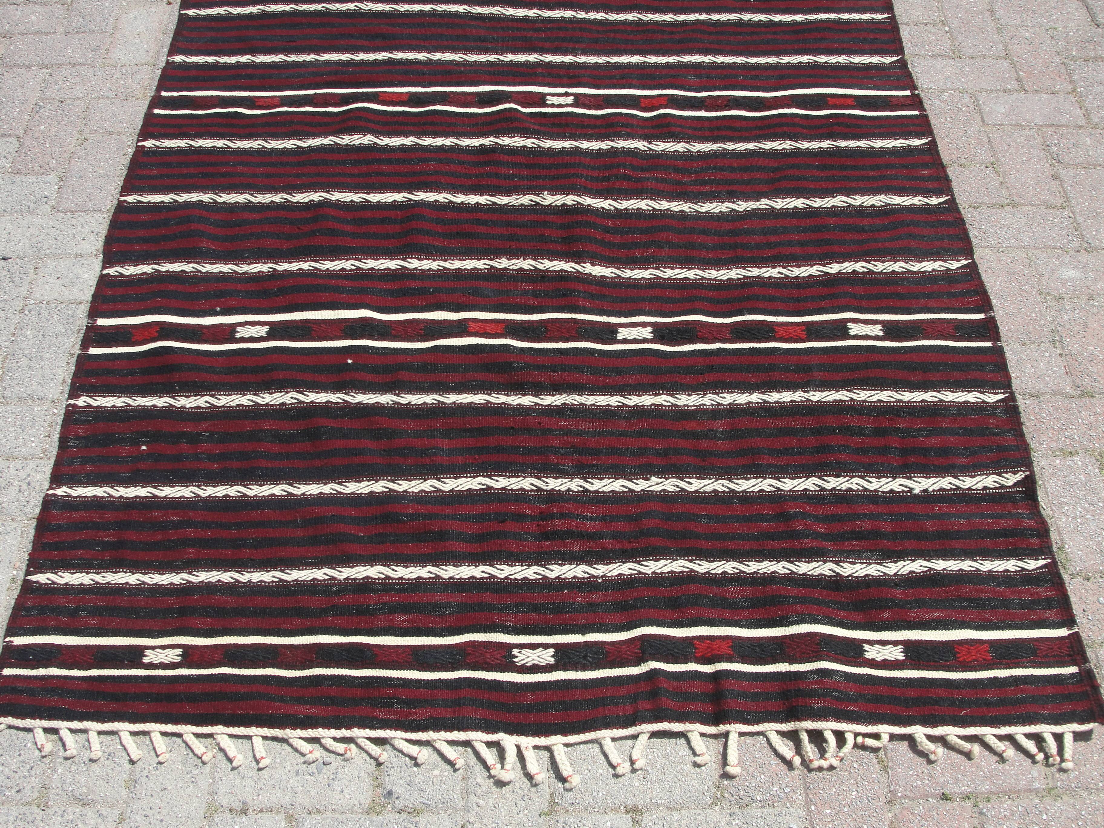area kilim rug
