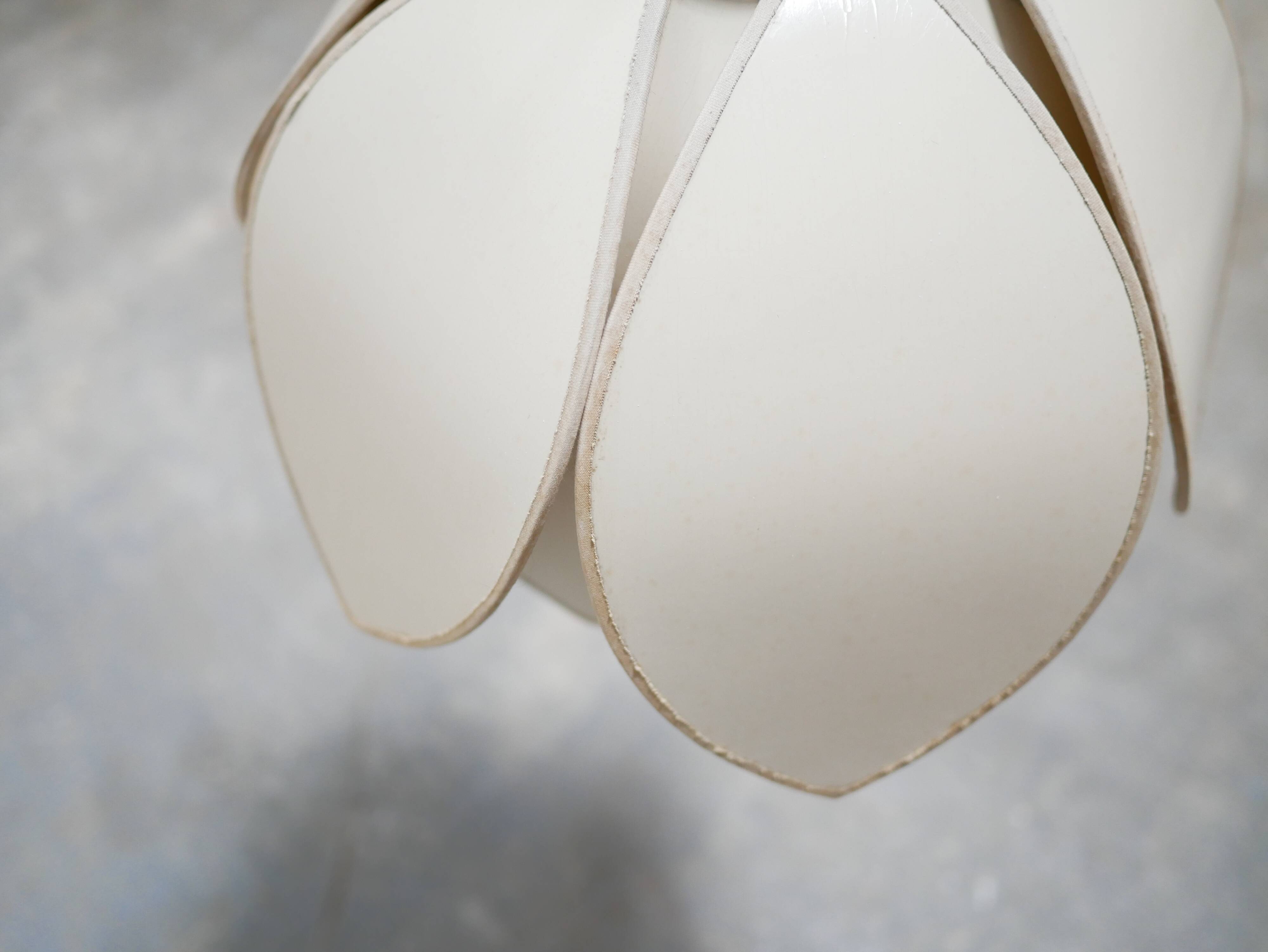 Suspension vintage fleur de lotus