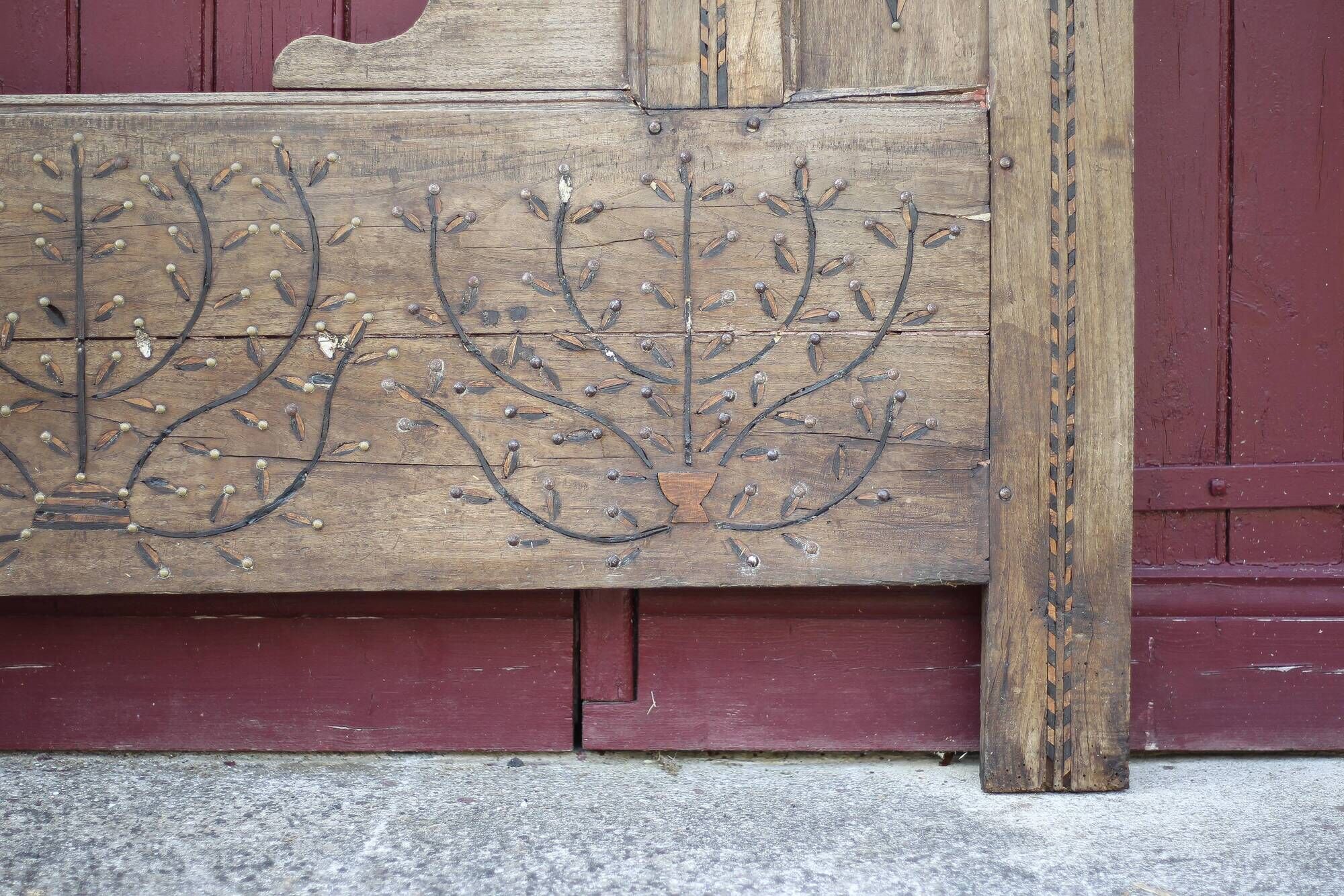 Old Breton bed door, Breton wood facade, headboard, wall decoration