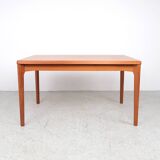 Henning Kjaernulf extendable dining table for Vejle Stølefabrik, 1960s