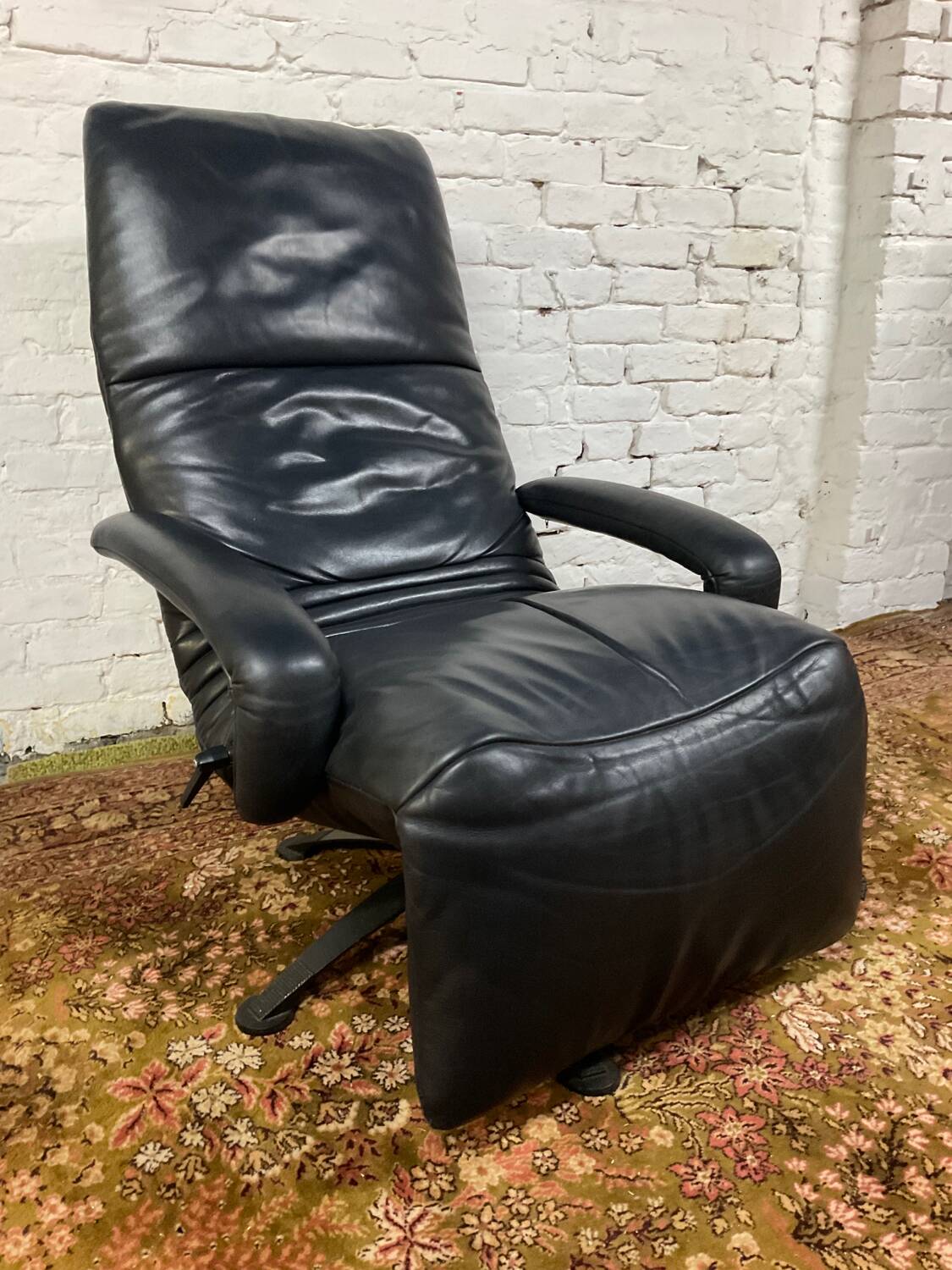 Jori black leather relax armchair from the 80s
