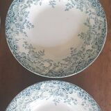 Quatre assiettes Trianon St Amand