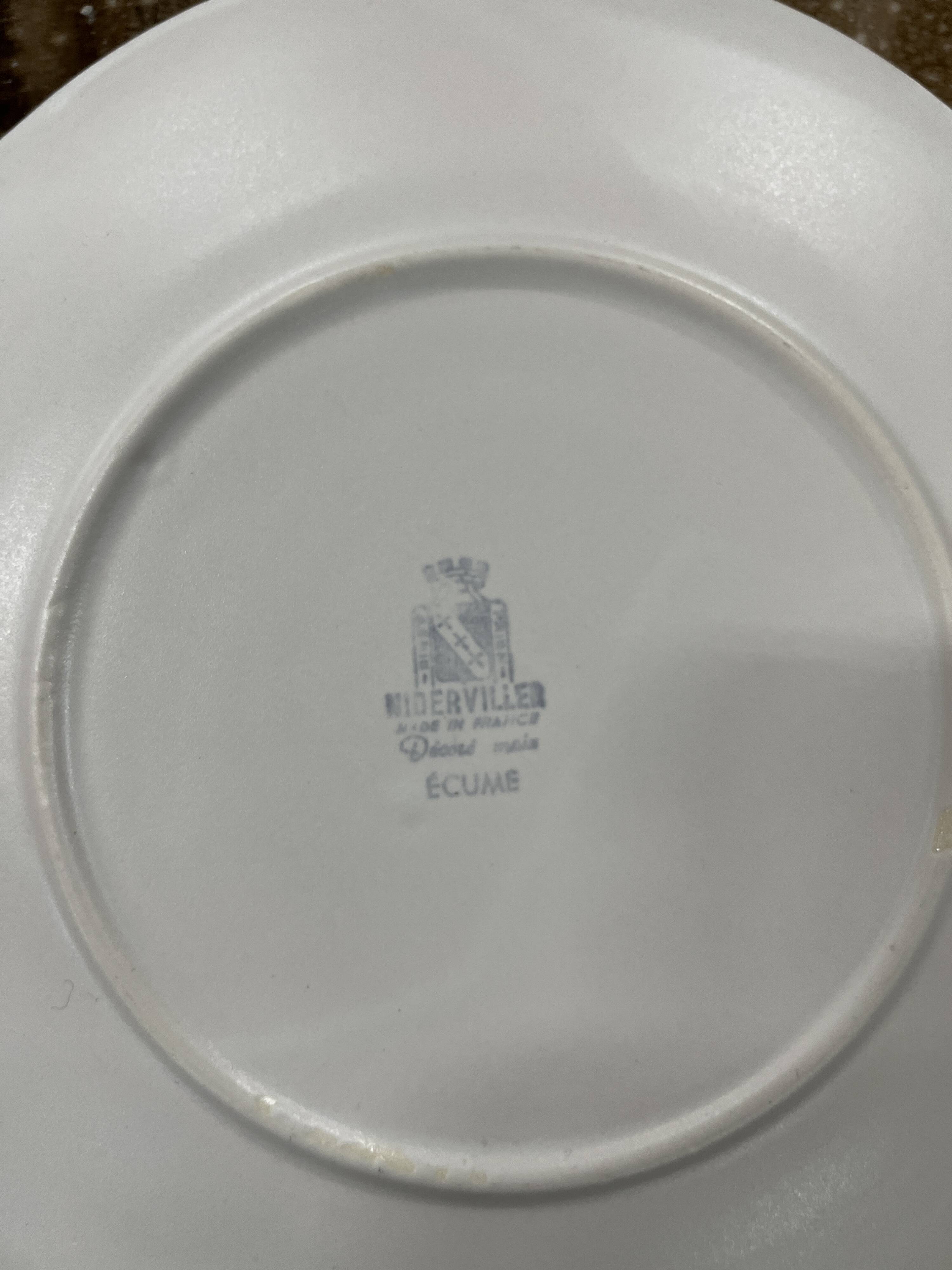 Niderviller 61-piece dinner service with Ecume decor