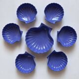Shell-shaped ceramic service