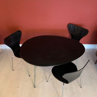 Arne Jacobsen dining set with egg table Model 3603 and chairs, 1960s