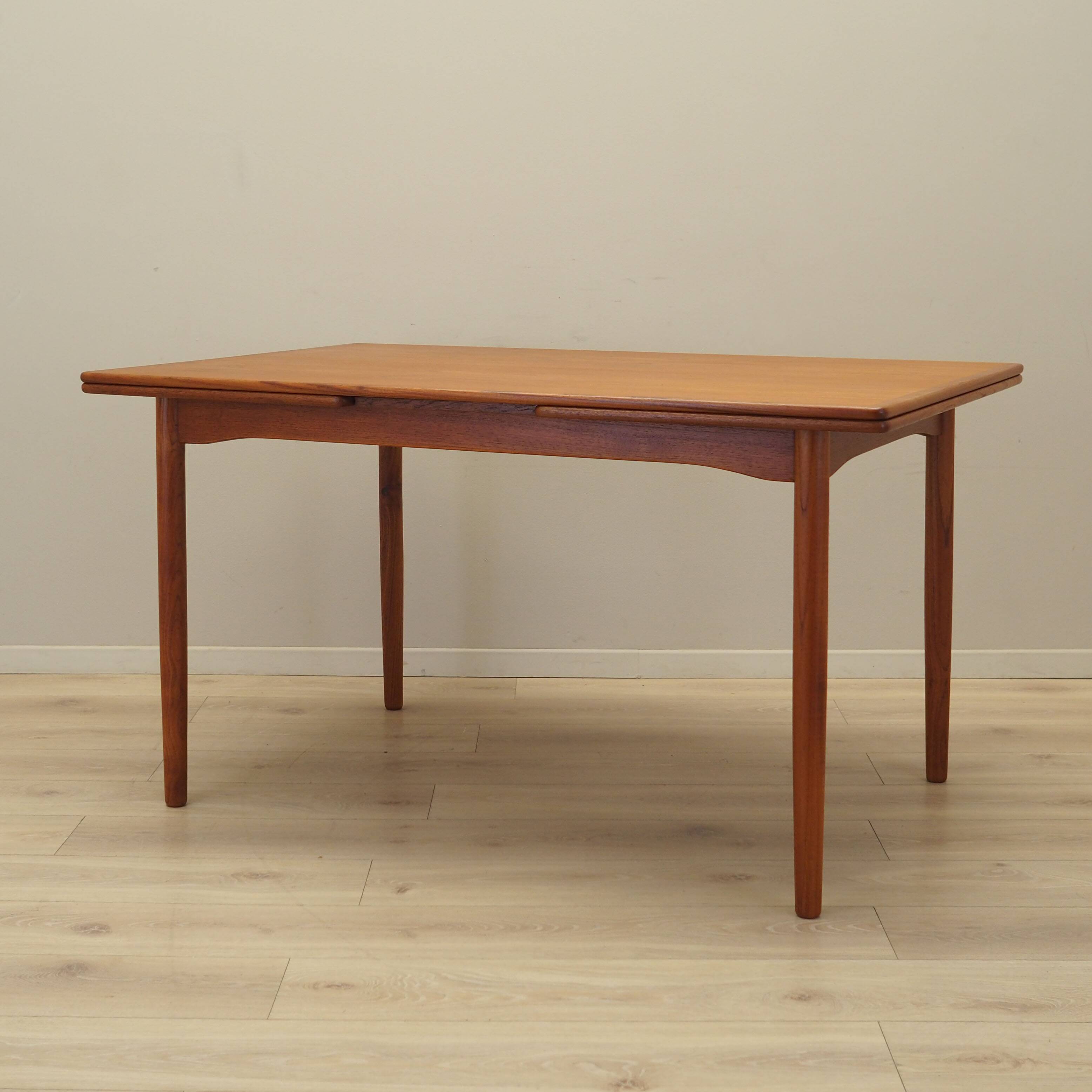 Teak table, Danish design, 1970s, manufactured in Denmark