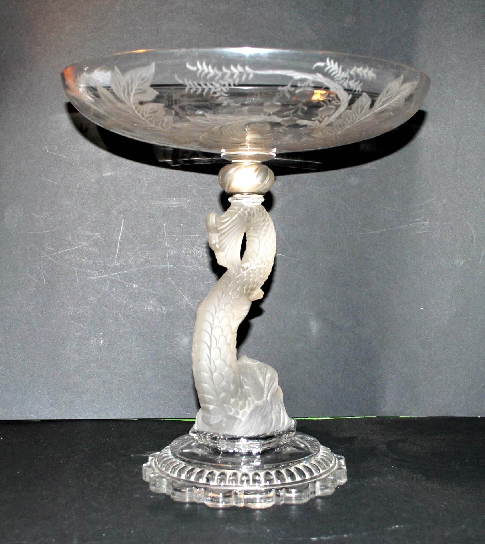 Standing cup dauphin crystal of baccarat 1897