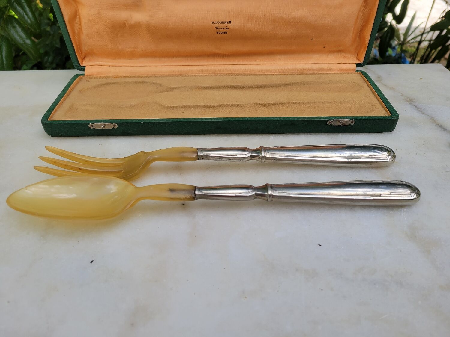 Art Deco salad cutlery in silver-plated metal and horn