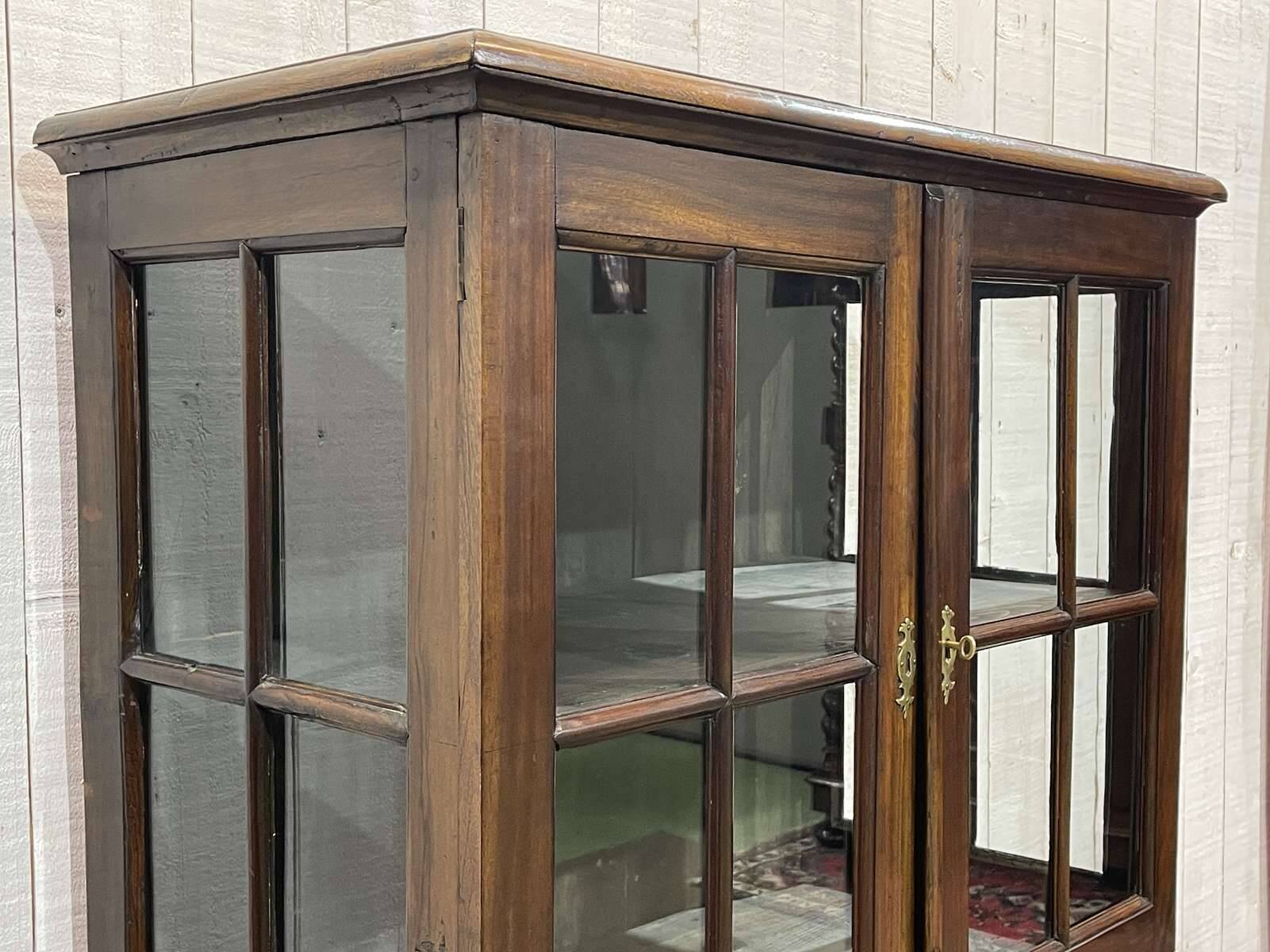 Vitrine anglaise en acajou fin XIXème