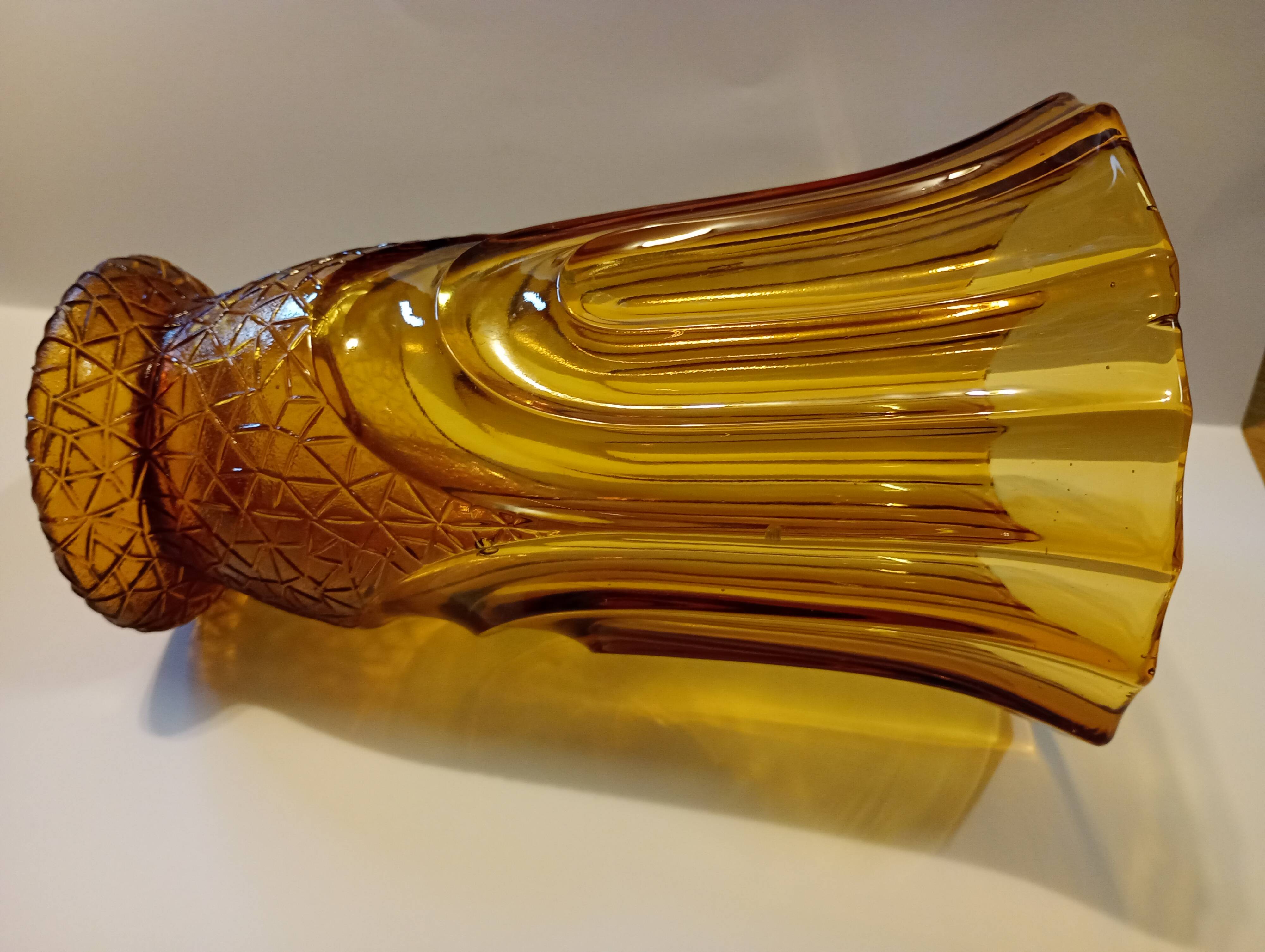 Pair of amber vases made in Belgium "Henri Heemskerk" art deco circa 1930