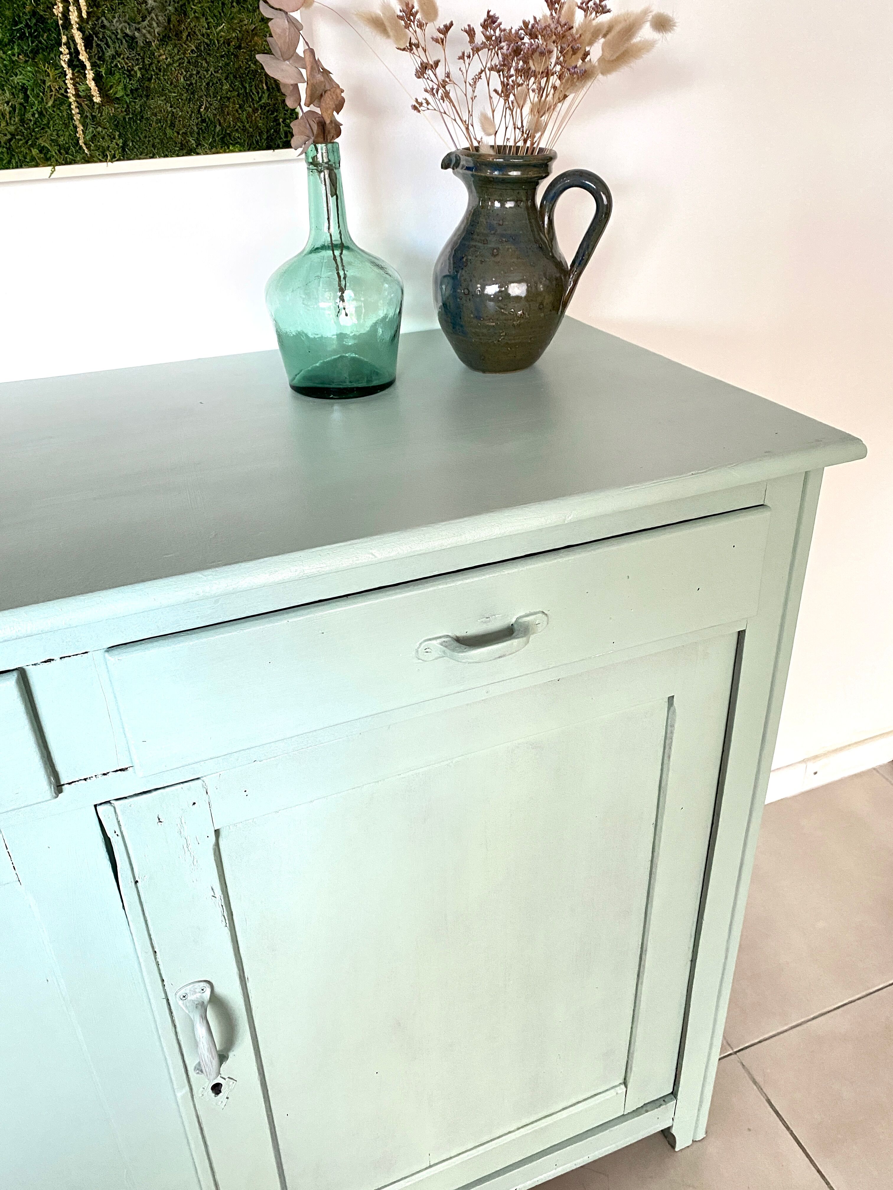 Parisian buffet green mint