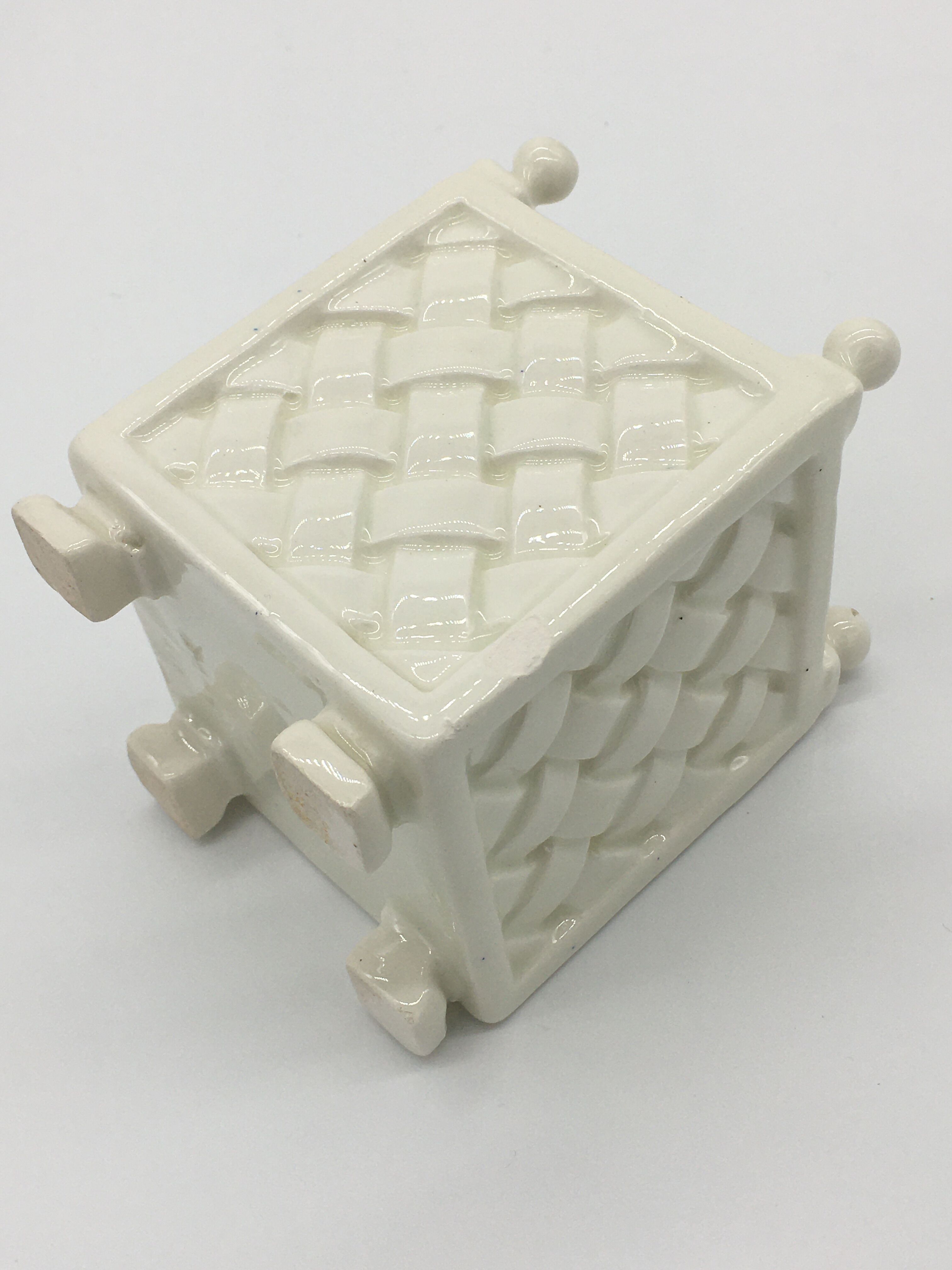 Cache pot “caisse oranger”