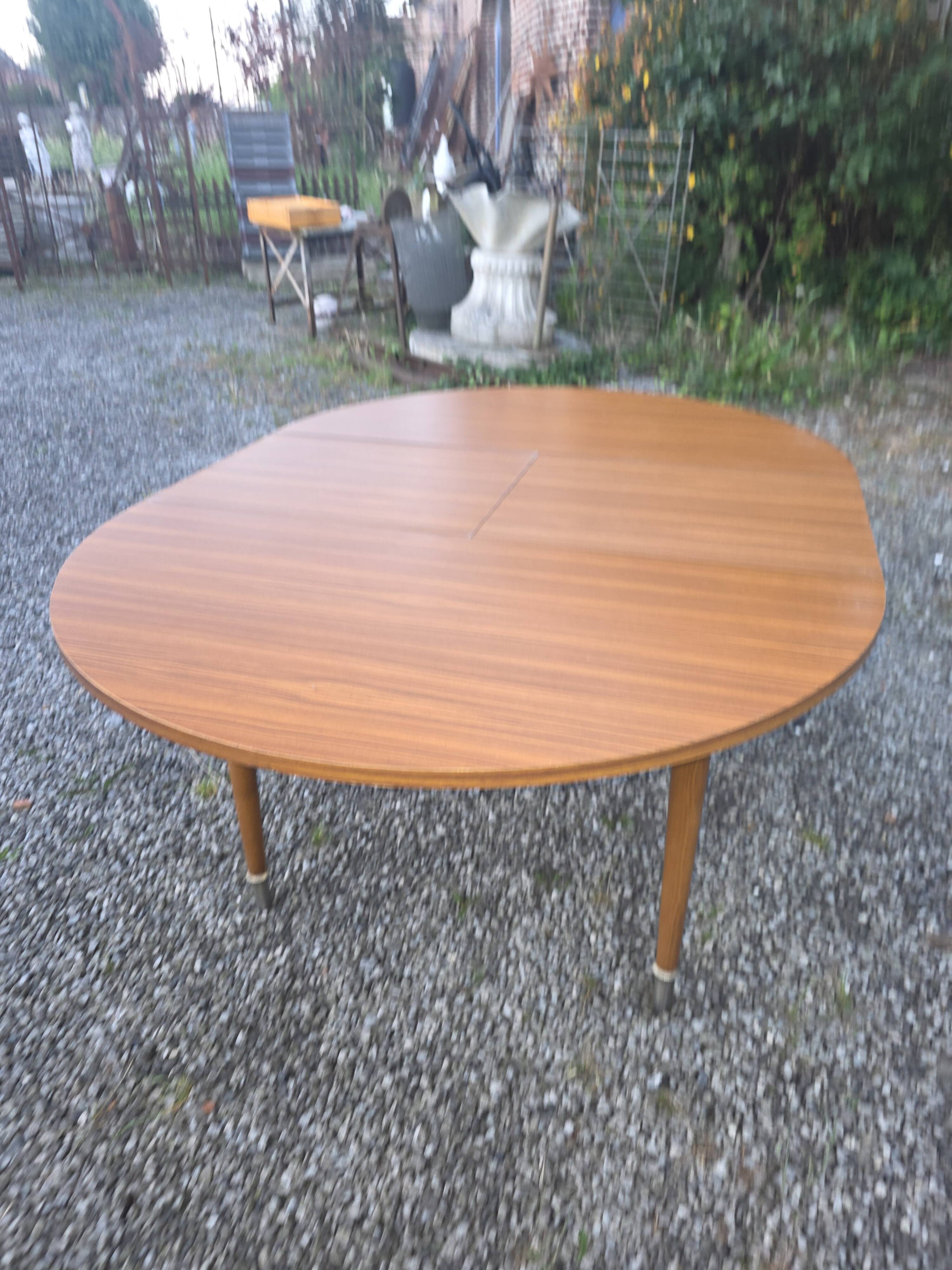 Table scandinave extensible en teck des années 60