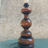 Pied de lampe en bois