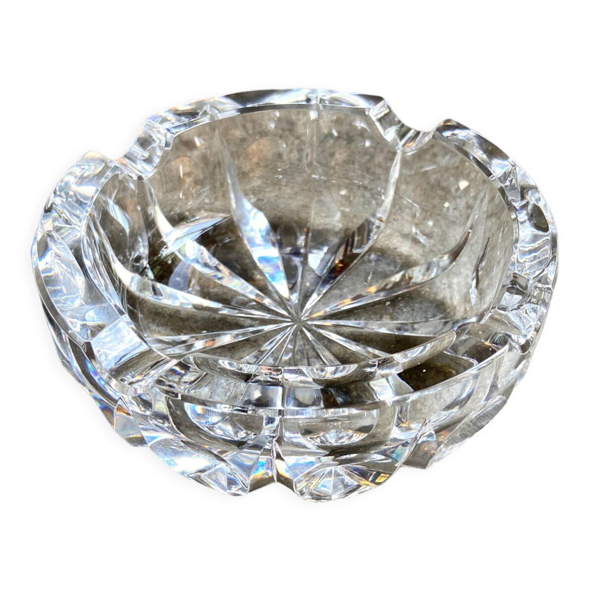 Saint Louis ashtray in chiseled crystal