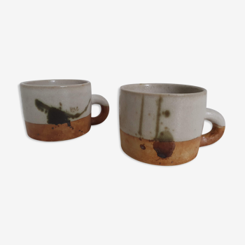 Pottery cups of la Colombe