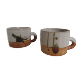 Pottery cups of la Colombe