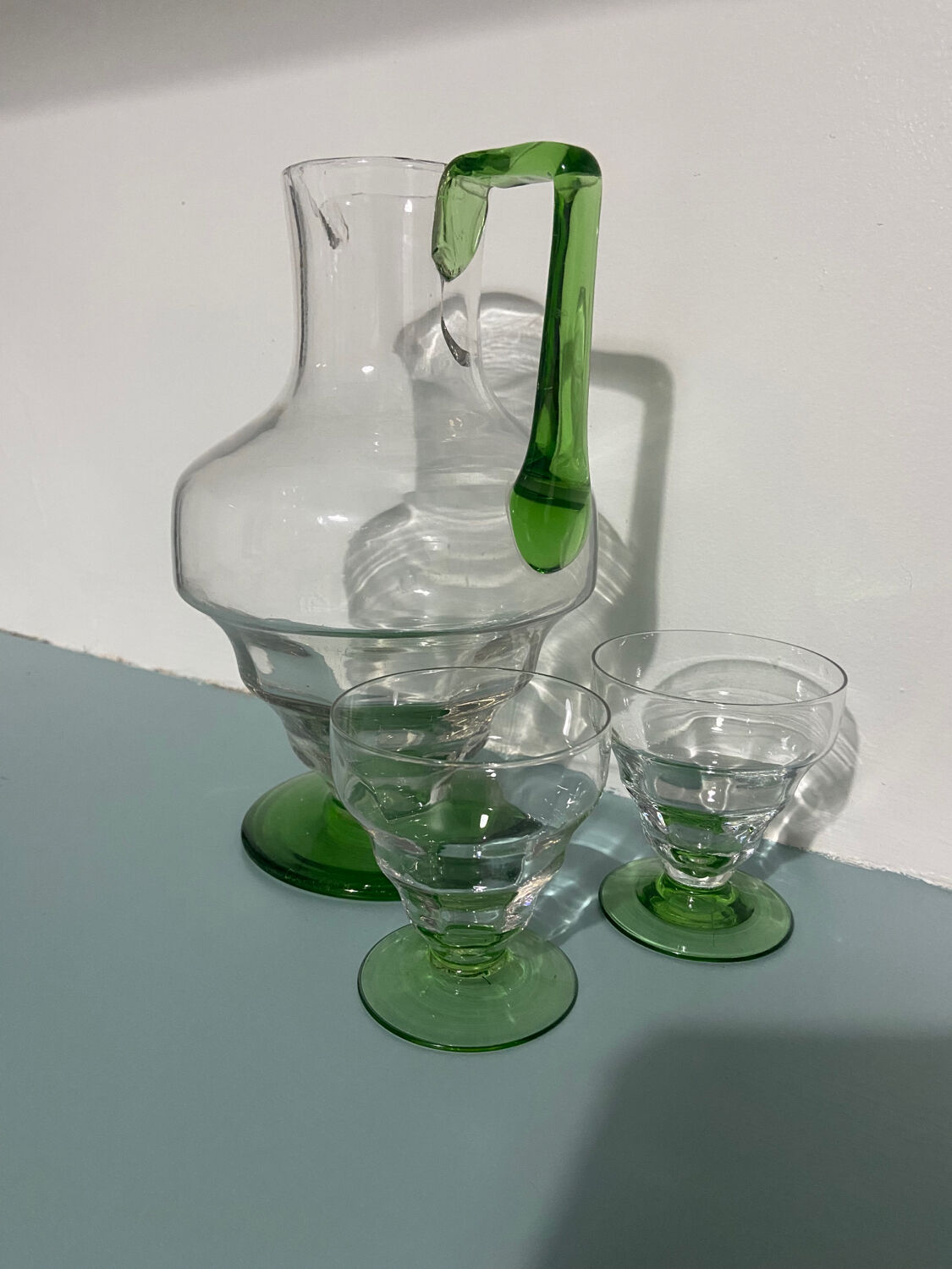 Carafe and 2 glasses