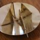 Trio de bougeoirs scandinaves en laiton Pierre Forsell pour Skultuna
