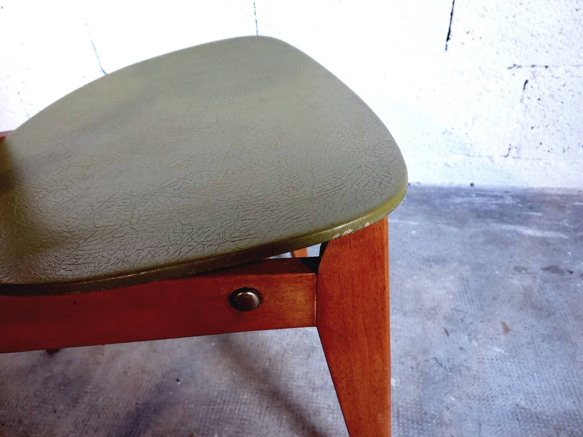 Vintage chair 50s 60s in wood and green skai