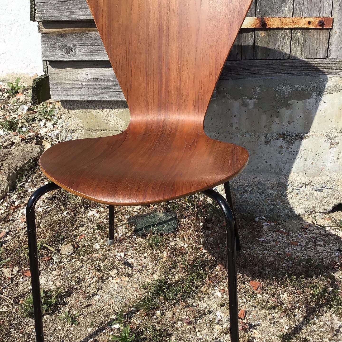 Pair of chairs series 7 by Arne Jacobsen for Fritz Hansen