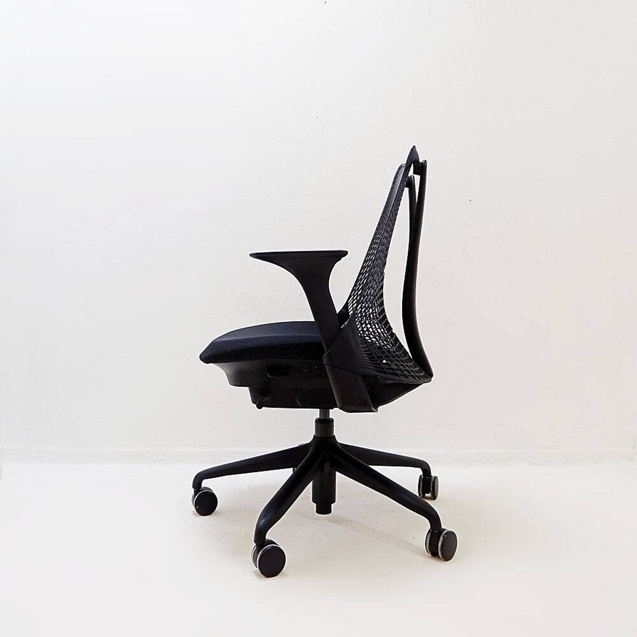 "Sayl" office chair by Herman Miller