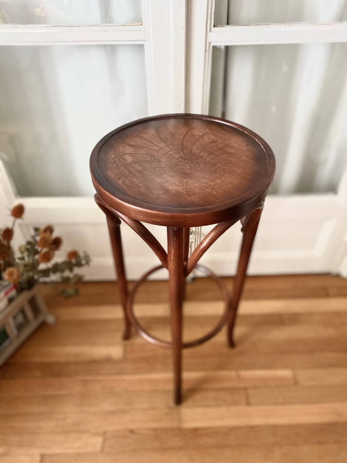 Bentwood high bar stool