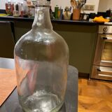 Glass bottle