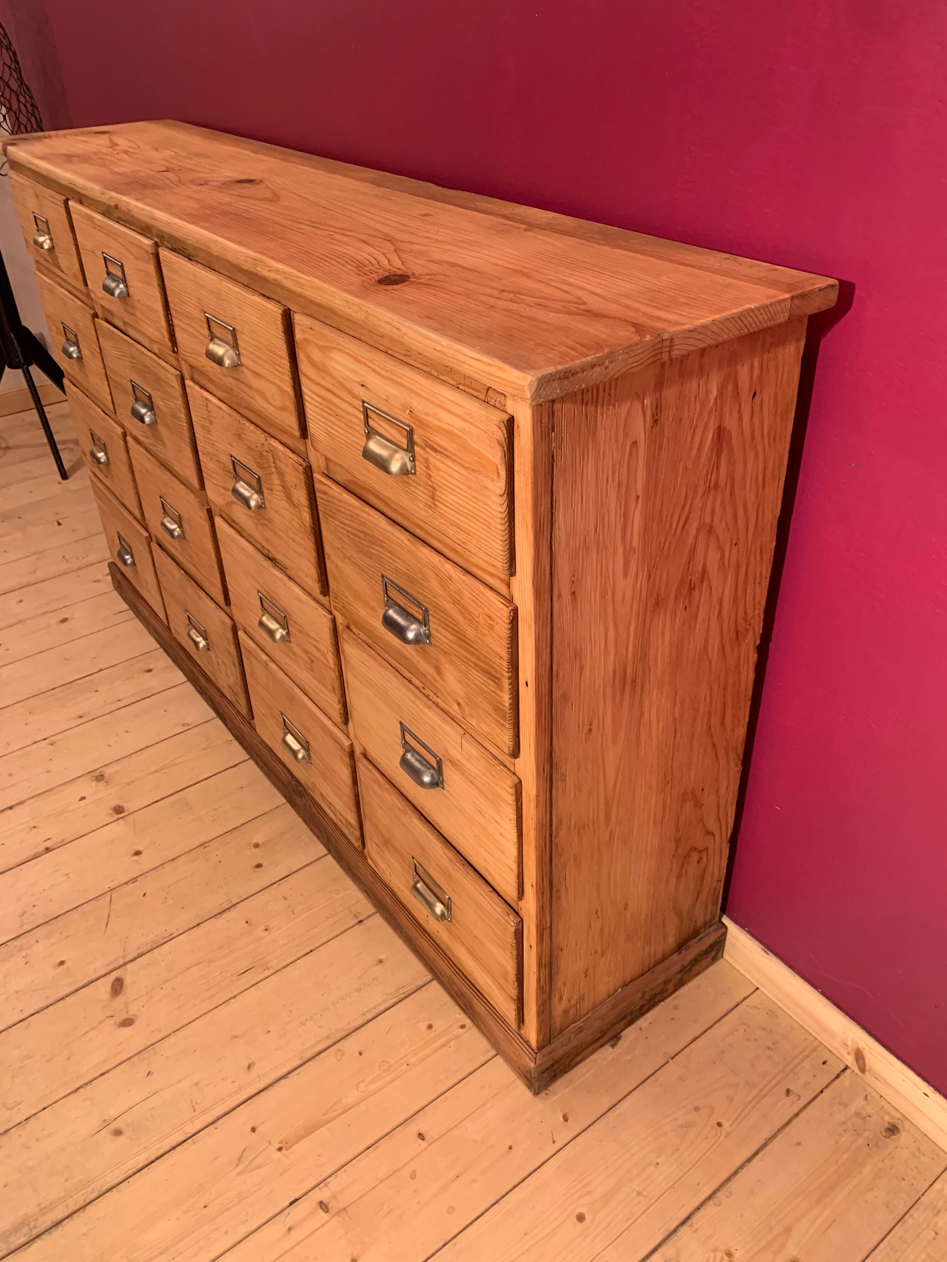 Furniture from craft to drawers