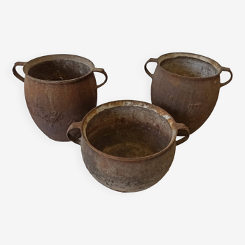 Old cast iron cookware. Flower pots. Set of 3 pieces.