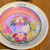 Flat colored porcelain plate, day of the week