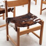 Series of 6 chairs in pine and cowhide 1970
