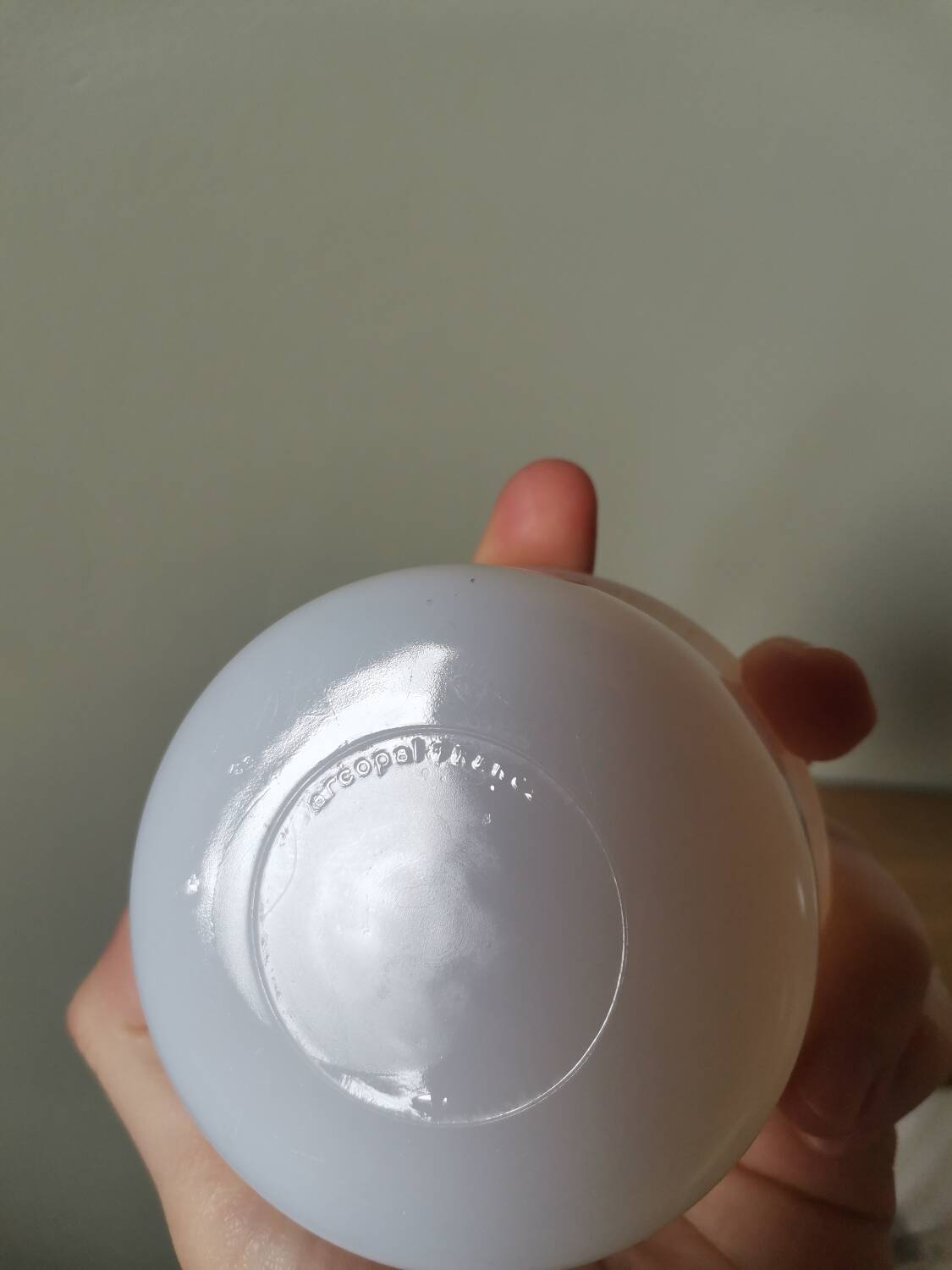 Set of 4 vintage arcopal bowl ramekins white lever France