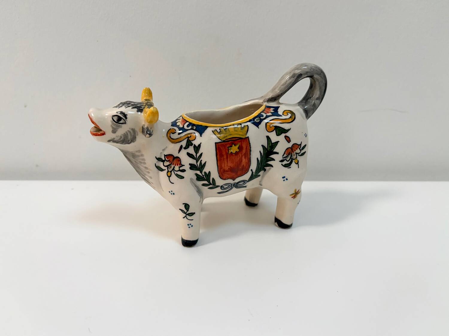 Creamer / Milk jug / Ceramic cow Aix-les-Bains