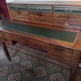 Louis Philippe stepped desk