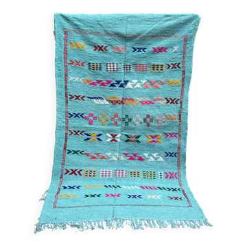 Tapis marocain en laine fait main : style berbère Azilal, motif géométrique