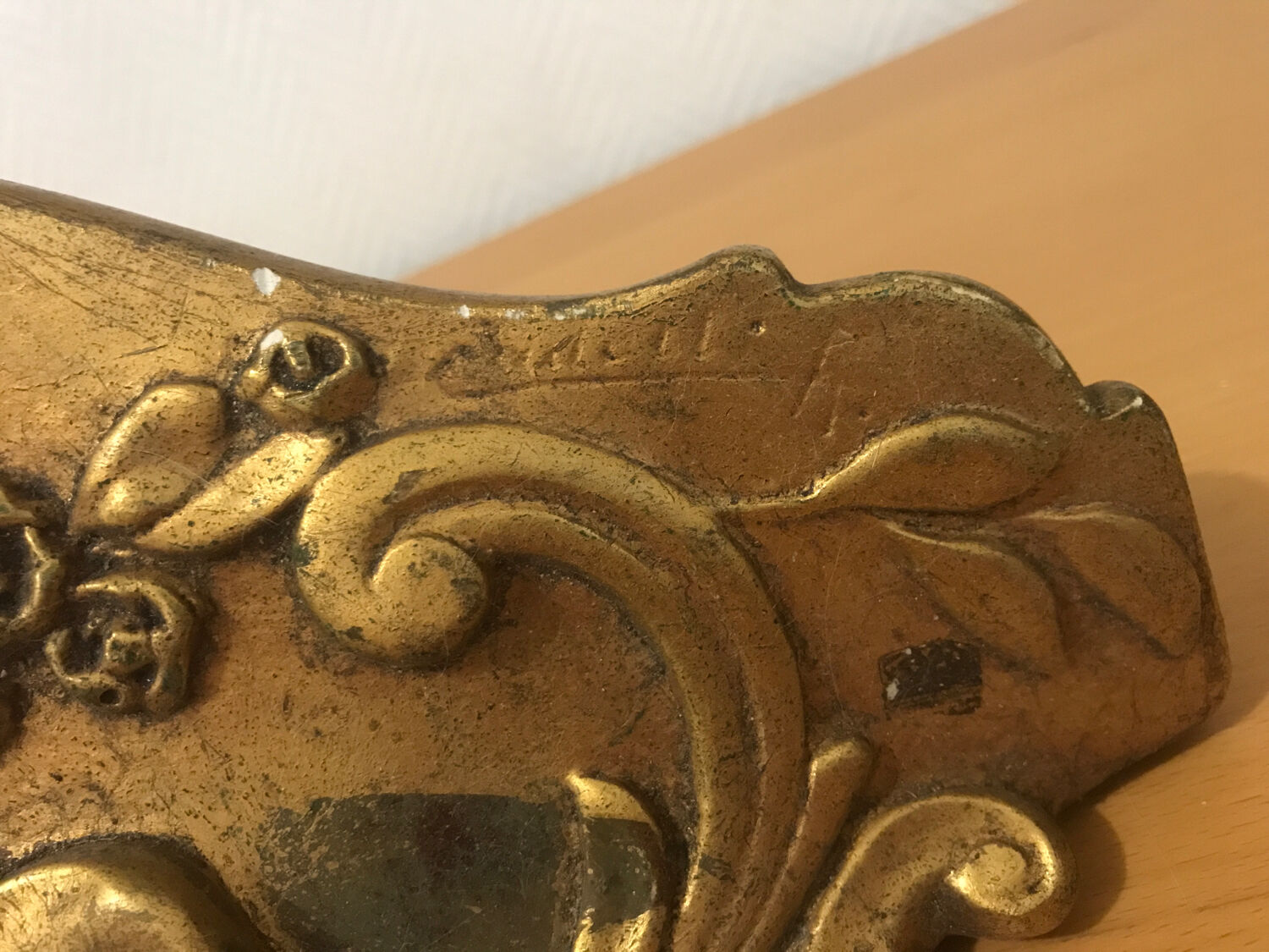 Baroque plaster console