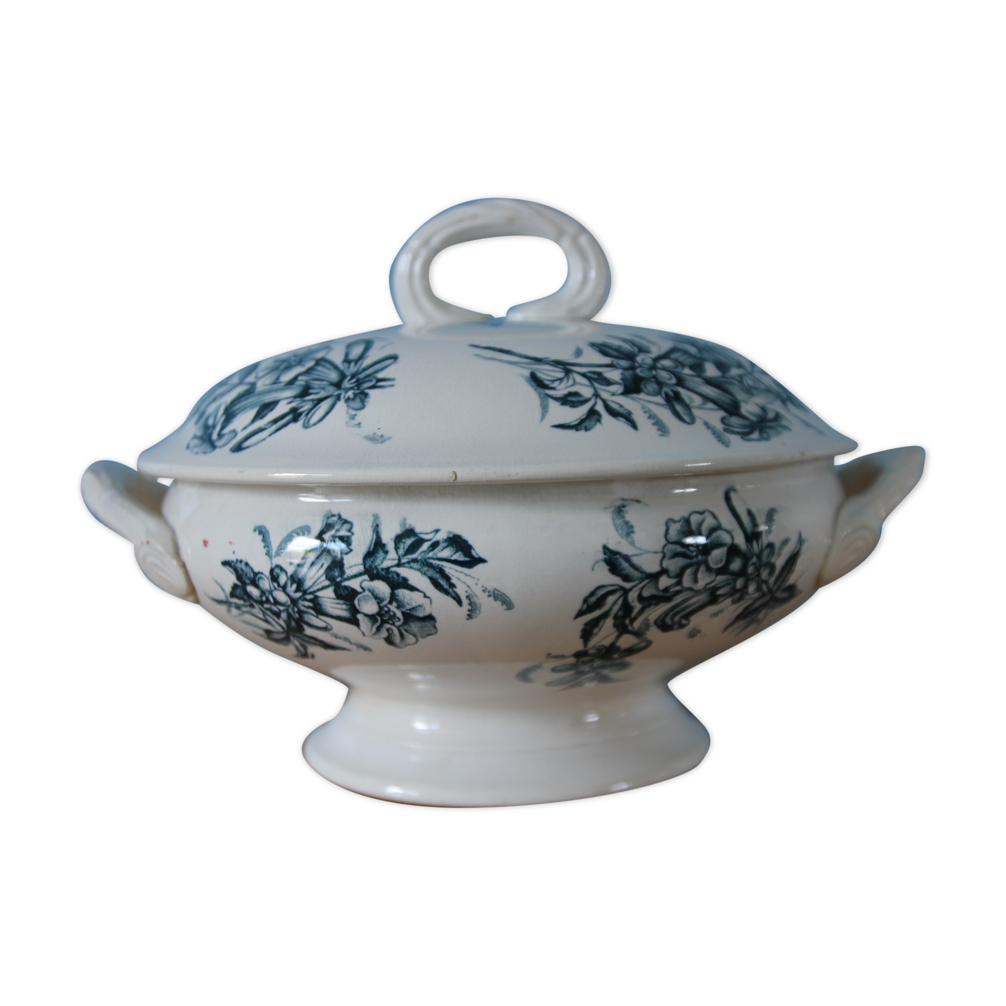 Iron earth tureen decorated with flowers and butterflies Jasmine from Virginie de Badonviller