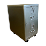 YAC industrial furniture with castors