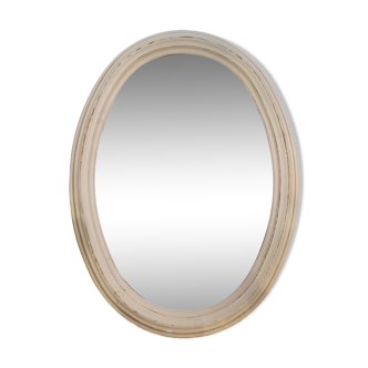 Miroir ovale en bois patiné en blanc style retro