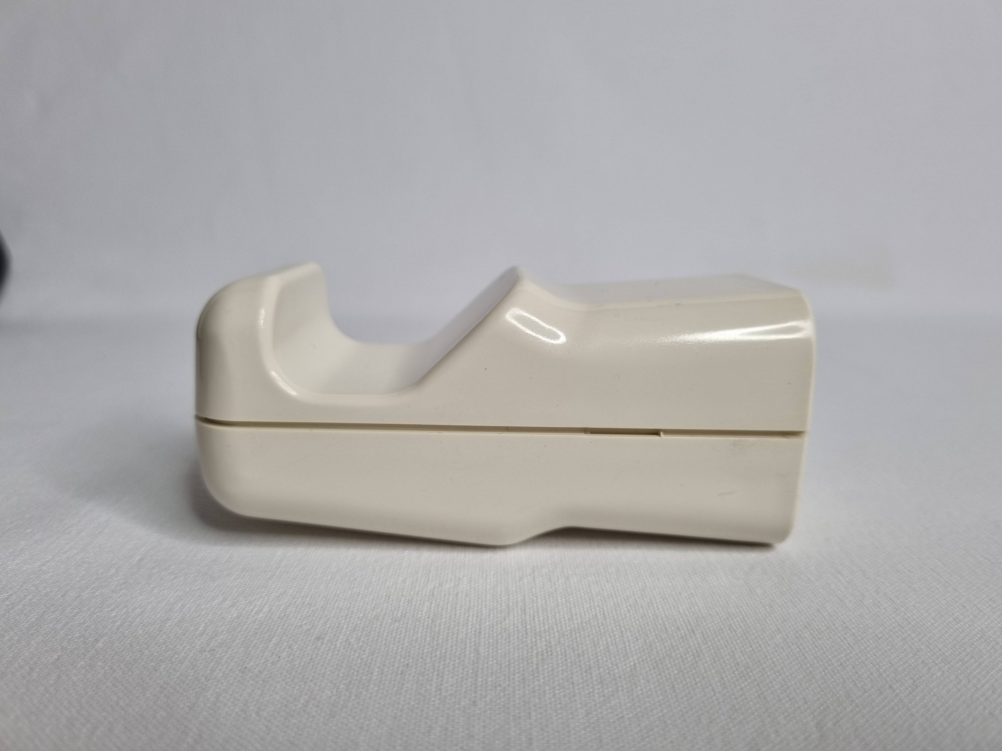 Set of 4 vintage "Space Age" coat hooks, 10 cm, 70s-80s