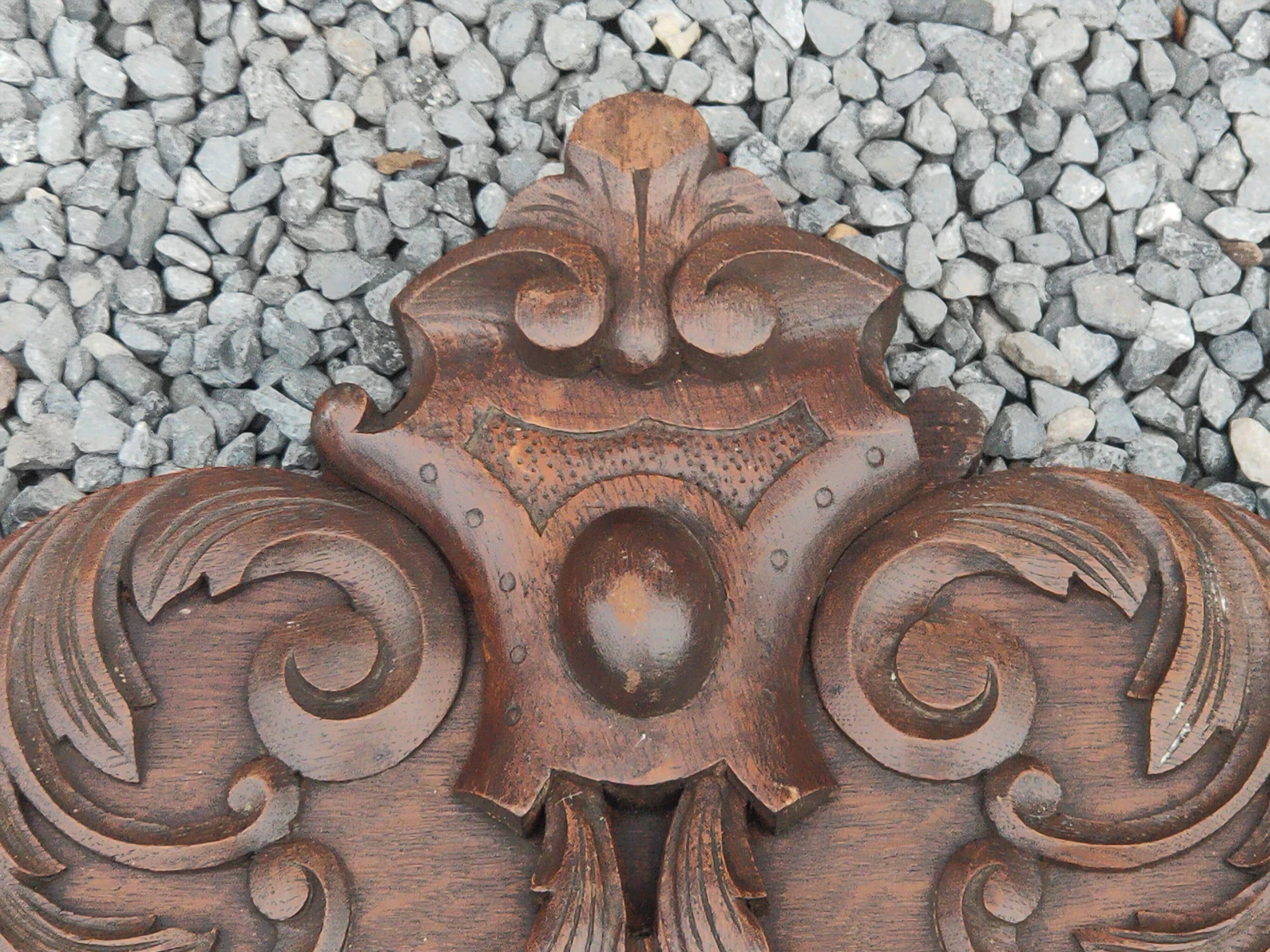 ancient oak pediment