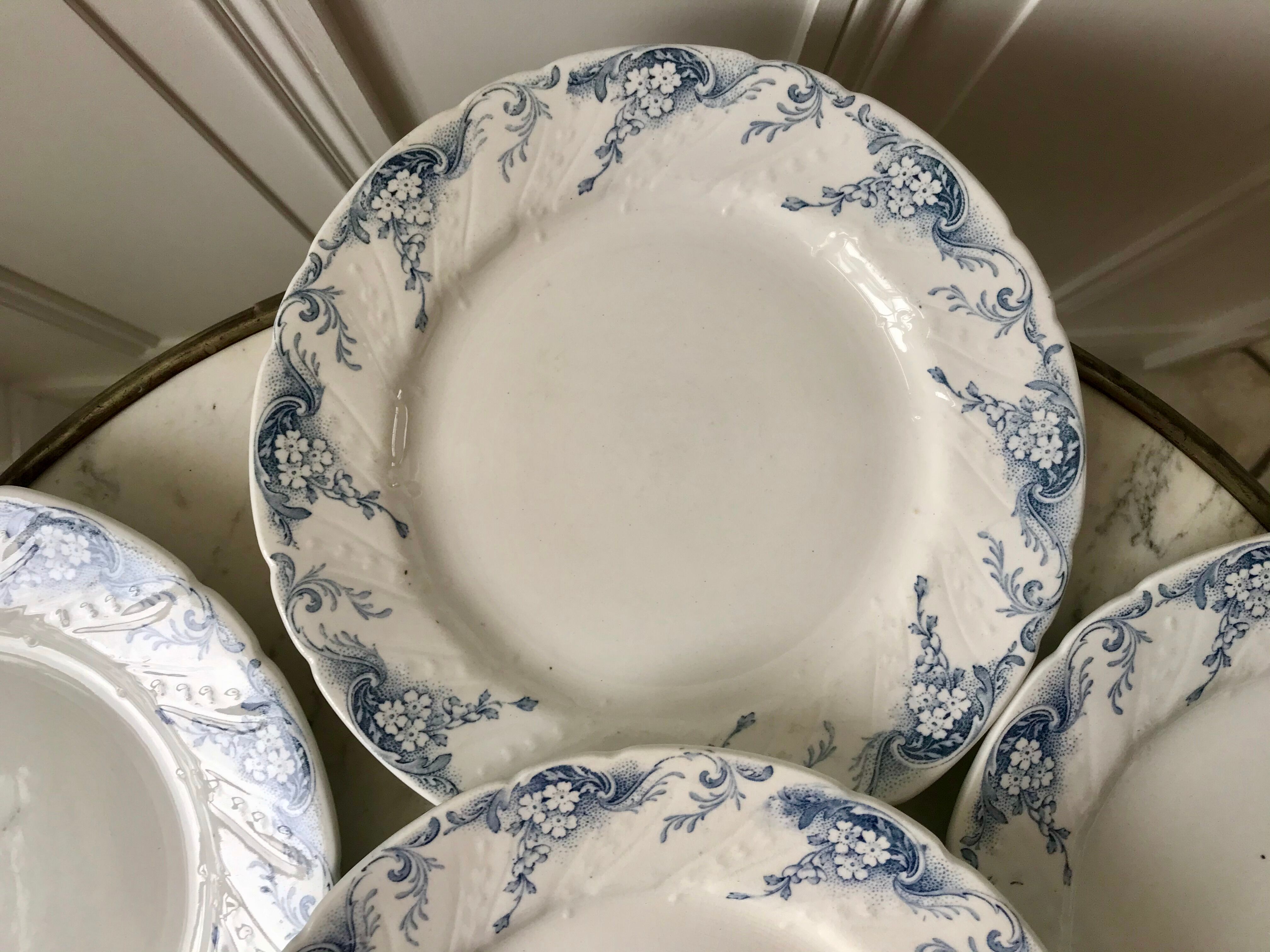 set of 6 flat plates in Iron Earth K&G Lunéville model "Angèle" late 19th century