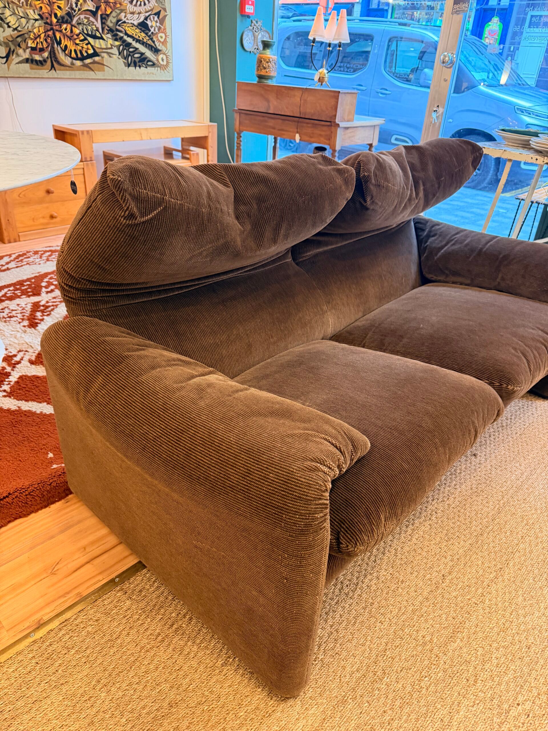 Canapé “Maralunga”, Vico Magistretti pour Cassina, 1973. 2 places.