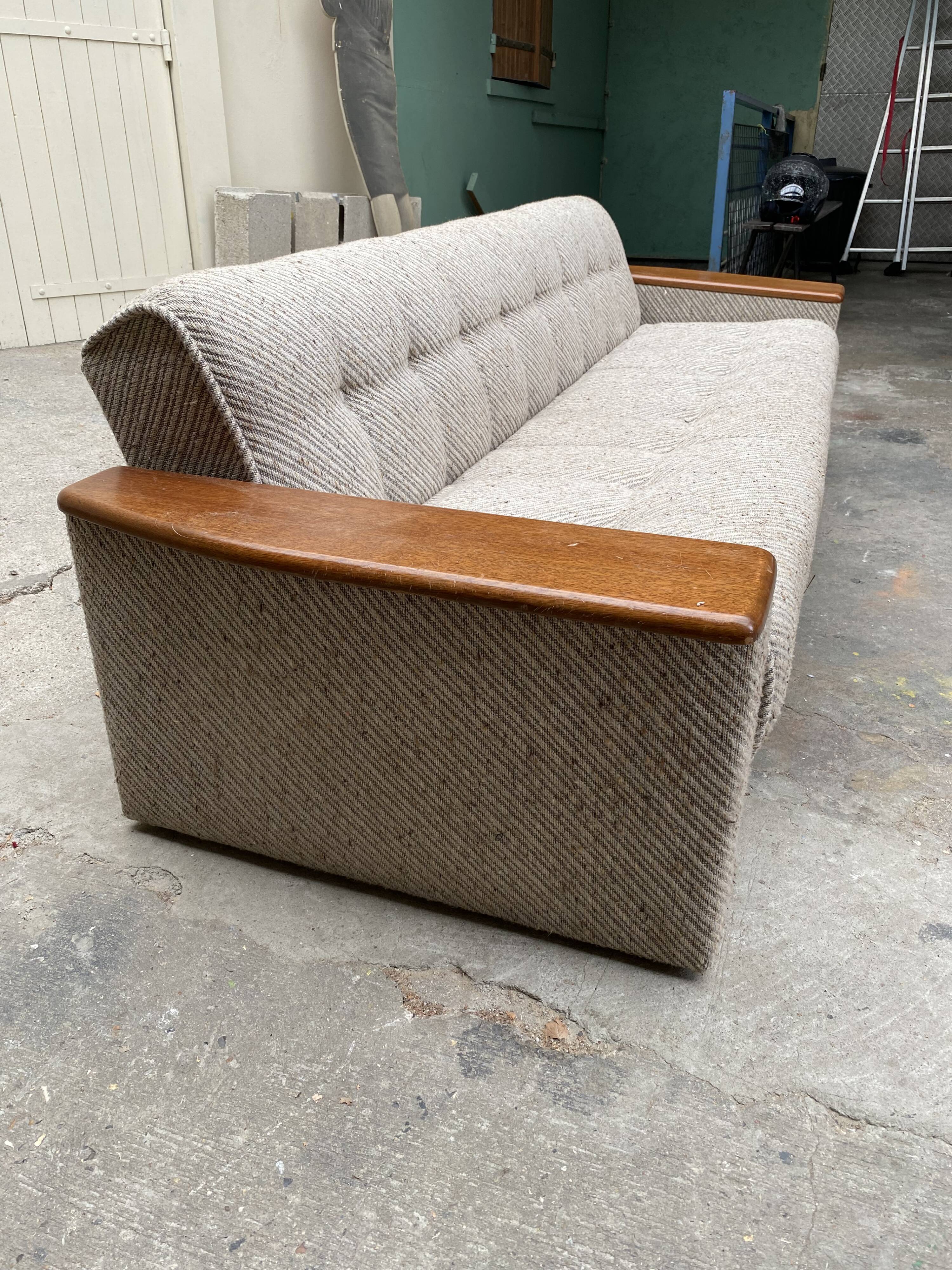 Scandinavian daybed sofa